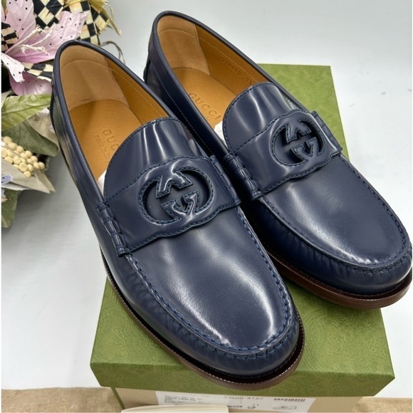 Men’s Gucci interlocking GG leather loafers size 11 made in Italy cobbler soles